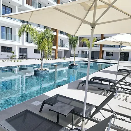 Superior Apartment, Universal Residences Apartament Pafos
